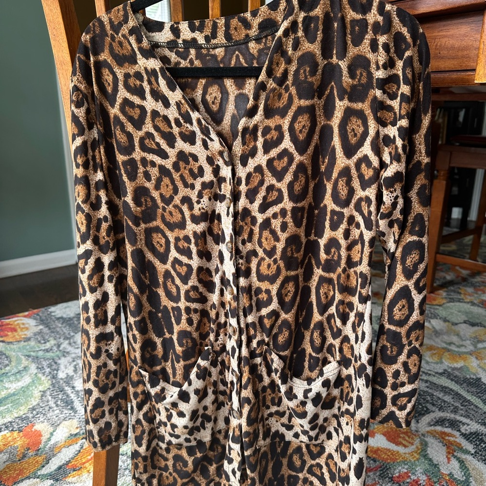 Leopard Print Long Sleeve Top